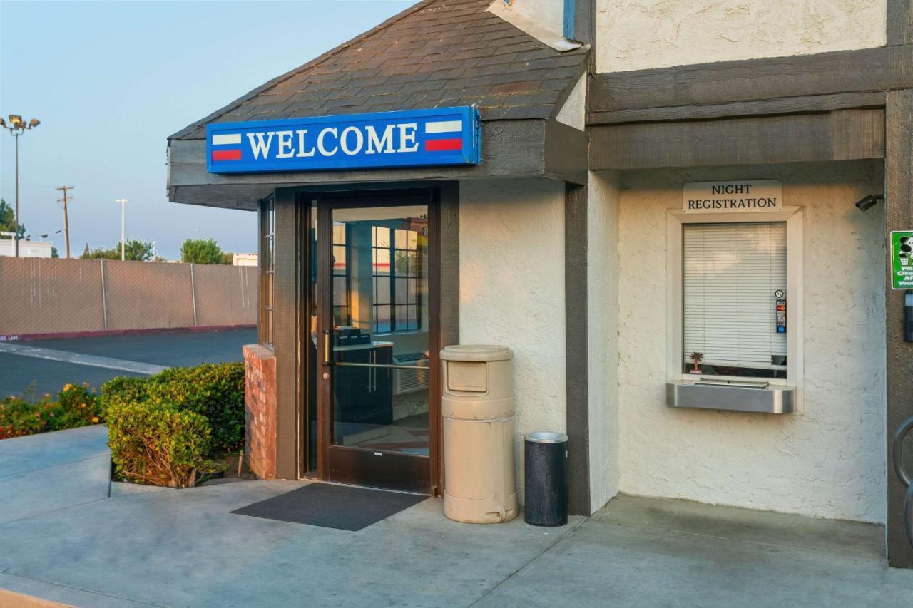 Motel 6-Merced, Ca - North Екстериор снимка